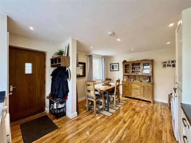 House for sale in Huddersfield, Lascelles Hall