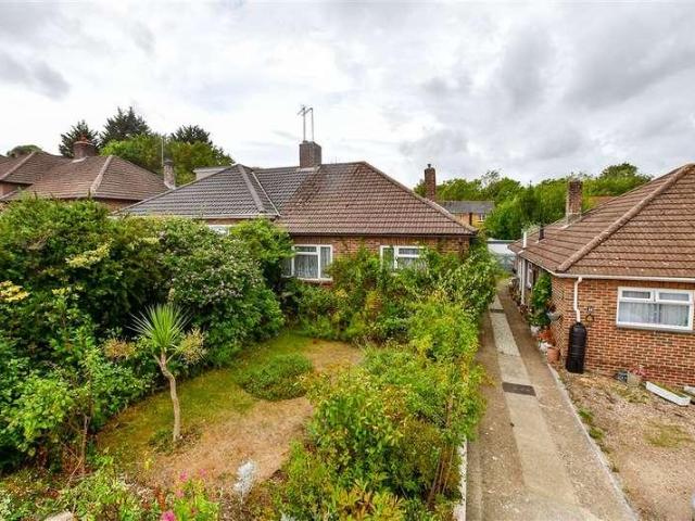 House for sale in Spring Vale, Hampshire