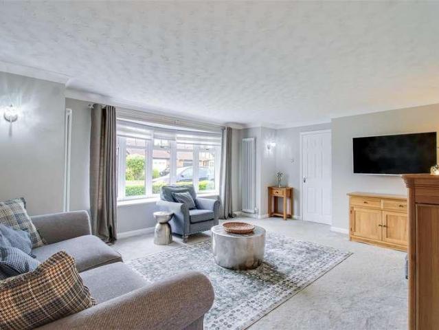 House for sale in Normanton and Altofts, Altofts