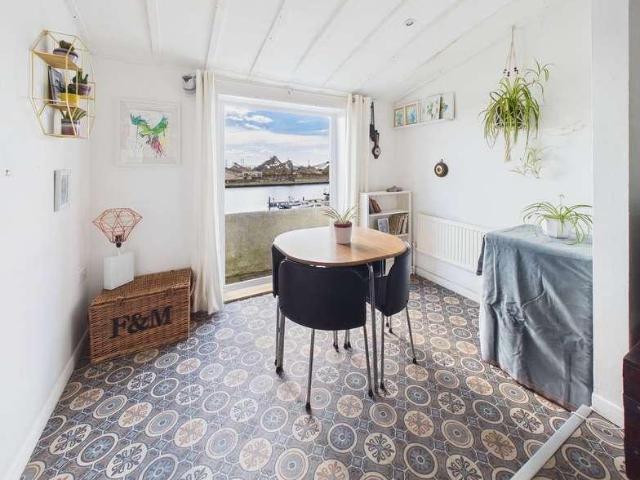 House for sale in Fishersgate, West Sussex