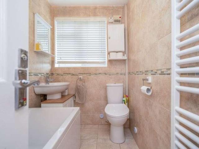 Flat for sale in Wexham, George Green