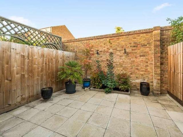 House for sale in Taverner Square, Greater London