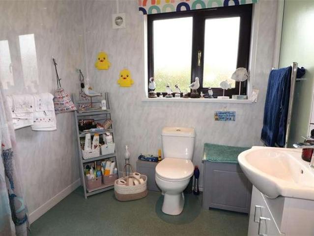 House for sale in Monkton, Pembroke