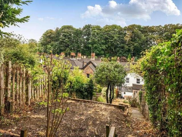House for sale in Busbridge, Fole
