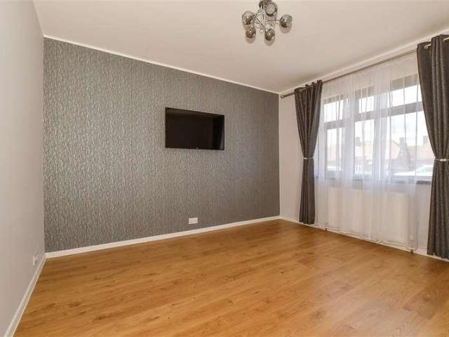 House for sale in Barracks, The Bridge