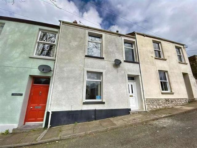 House for sale in Monkton, Pembroke