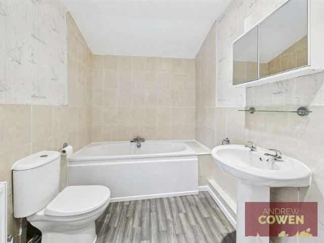 House for sale in Falsgrave, Kepwick
