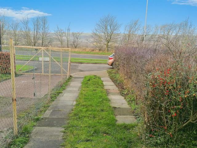 House for sale in Tantobie