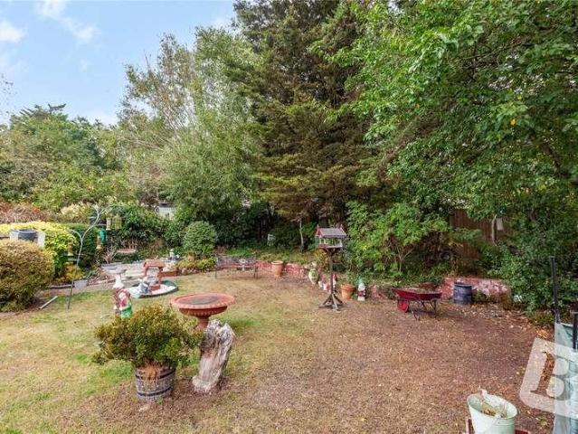 House for sale in Vange, Essex