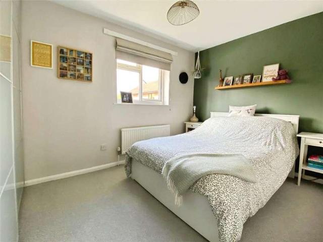 House for sale in Emmbrook, Wokingham