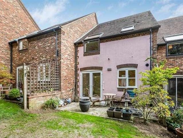 House for sale in Roundwood, St Albans