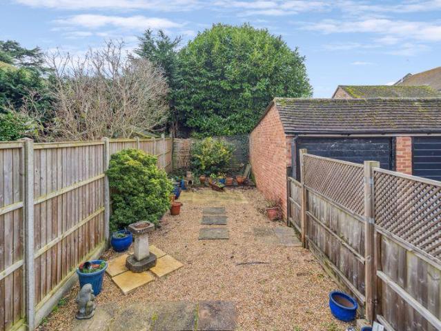 House for sale in Lunnon, Buckinghamshire