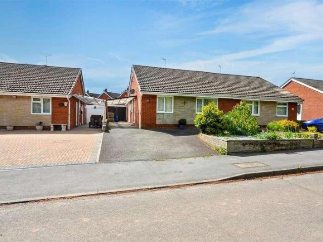 House for sale in Stone, Baswich