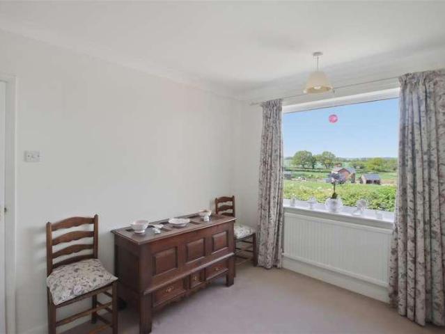 House for sale in Loundsley Green, East Midlands