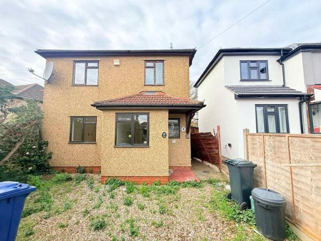 House for sale in London Borough of Ealing, Greater London