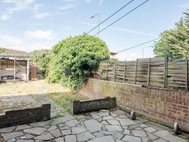 House for sale in Greater London
