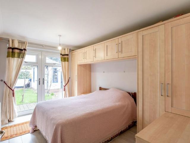 House for sale in Barton In Fabis, East Midlands