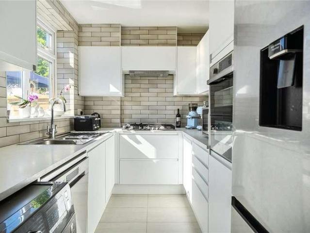 House for sale in London Borough of Ealing, Hanwell