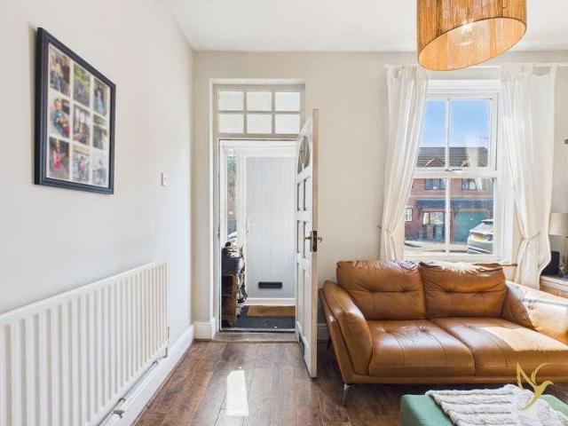 House for sale in Brownhills, West Midlands