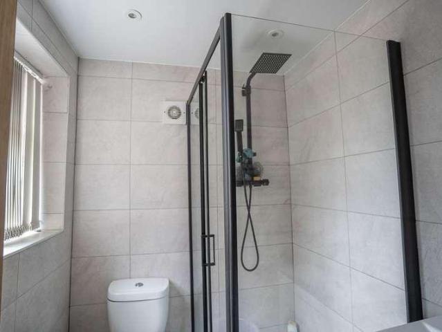 House for sale in Calderstones