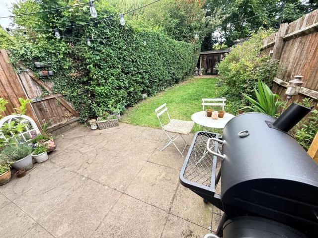 House for sale in Stourbridge, West Midlands