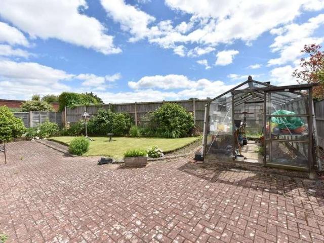 House for sale in Wall Heath, West Midlands