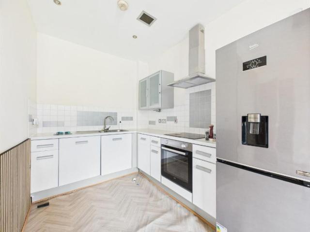 House for sale in Baildon, West Yorkshire