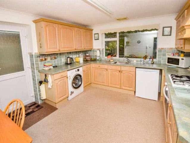 House for sale in Ferndown Town, Ameysford