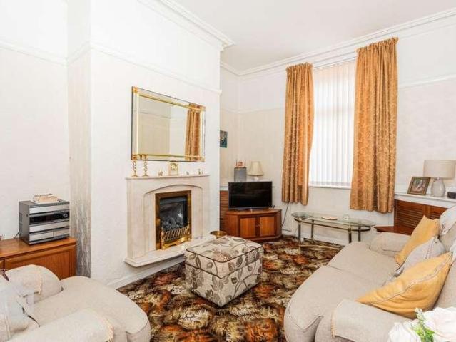 House for sale in Bury, Edgeside