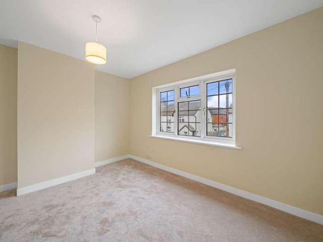 House for sale in Addlestone, Runnymede