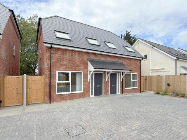 House for sale in Talbot Village, Bournemouth