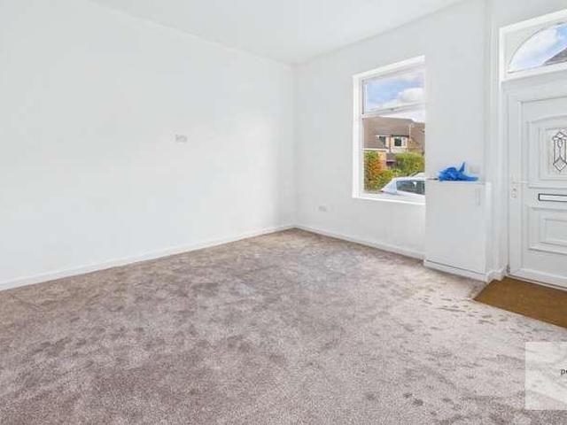 House for sale in Pimhole, Bury