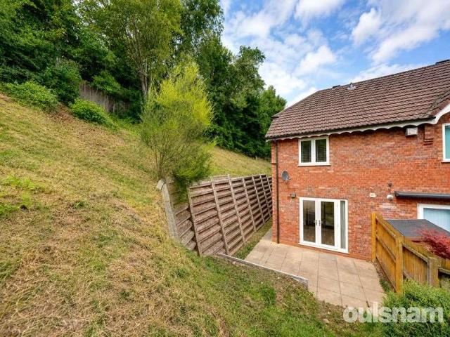 House for sale in Bromsgrove, Worcestershire
