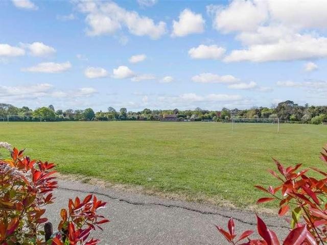 House for sale in Herne and Broomfield, The Bridge