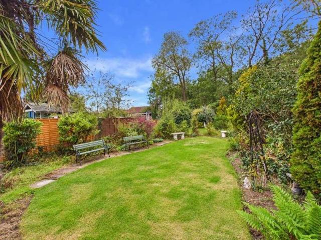 House for sale in Glen Parva, Blaby