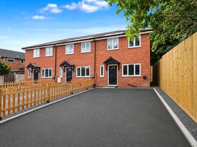 House for sale in Pinxton, Elmton