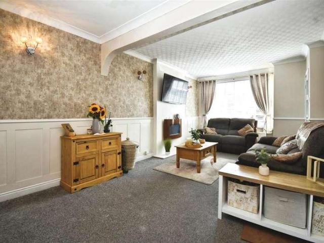 House for sale in Hull, Garden Village
