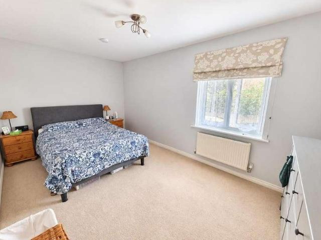 House for sale in Lee-on-the-Solent, Gosport