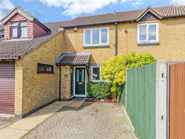 House for sale in Swanscombe and Greenhithe, Monks Orchard