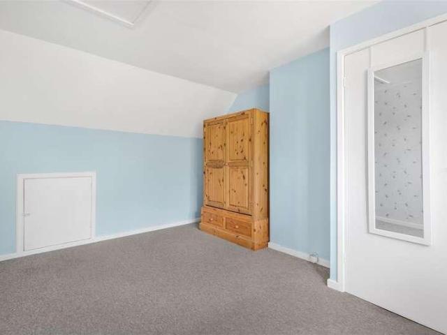House for sale in Chipping Hill, Essex