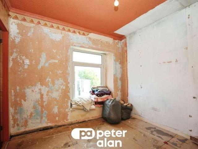 House for sale in Bargoed, Wales