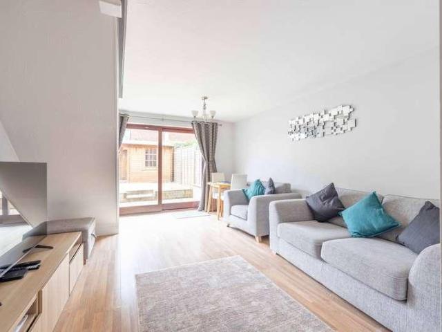House for sale in Burnham, Swallow