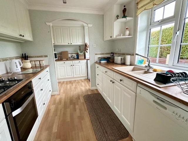 House for sale in Peel Hill, Lancashire