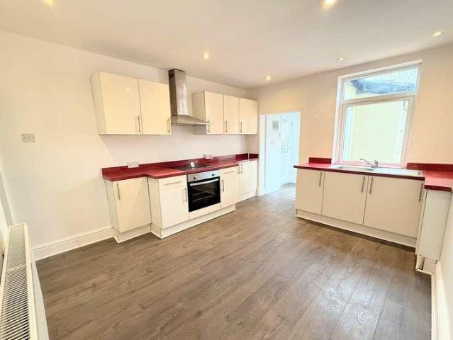 House for sale in Halton