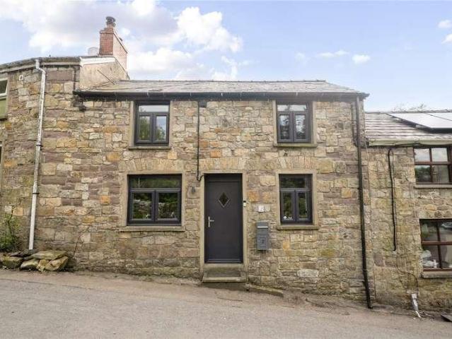 House for sale in Llanelly Hill, Wales