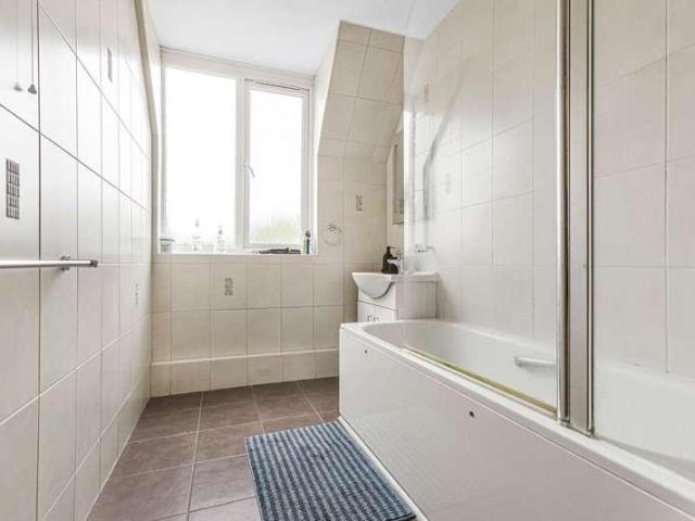 House for sale in Hertford, Colliers End