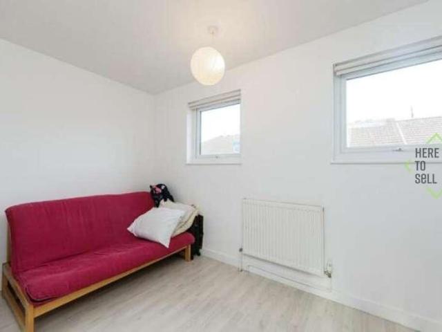 House for sale in Kensal Town, Greater London