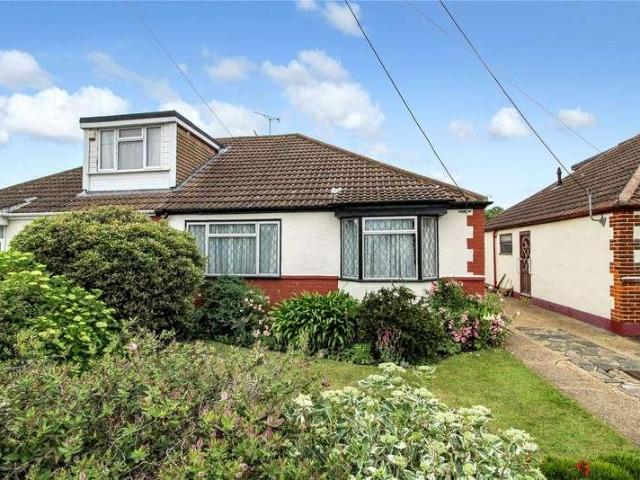 House for sale in Alton Barnes, Essex