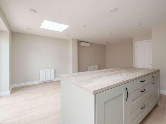 House for sale in Crossflatts, West Yorkshire