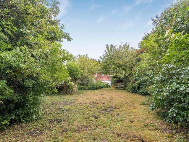 House for sale in Chelmondiston, Suffolk